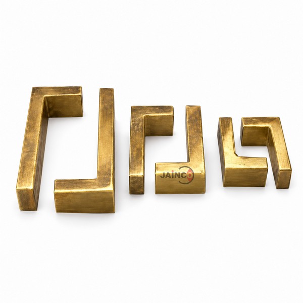 L. Moulds (Brass)